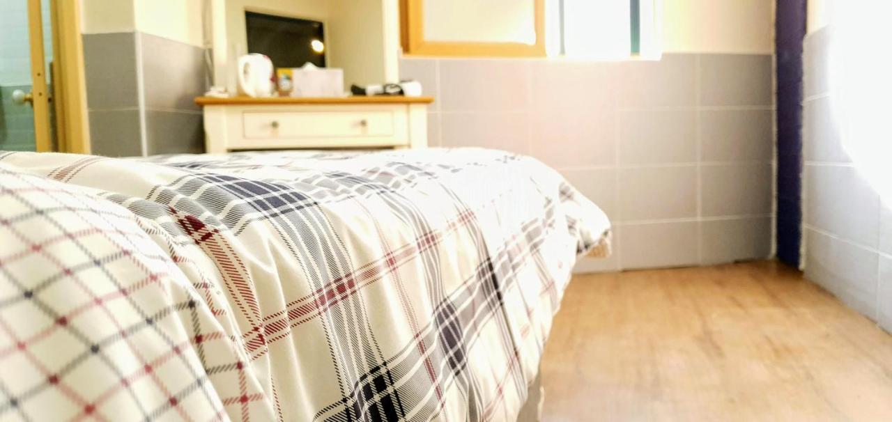 New Sun Guesthouse Myeongdong Seoul Bagian luar foto