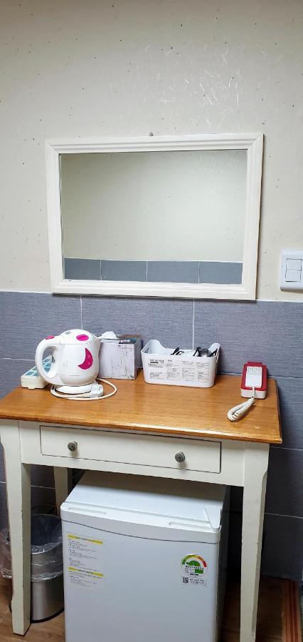 New Sun Guesthouse Myeongdong Seoul Bagian luar foto