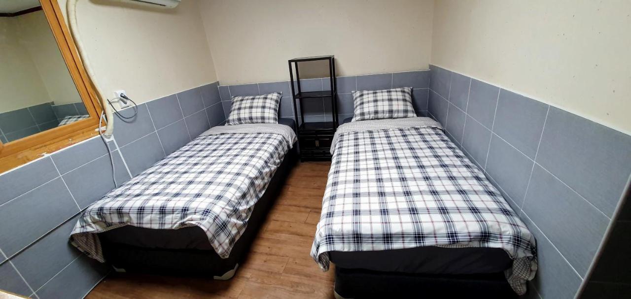 New Sun Guesthouse Myeongdong Seoul Bagian luar foto