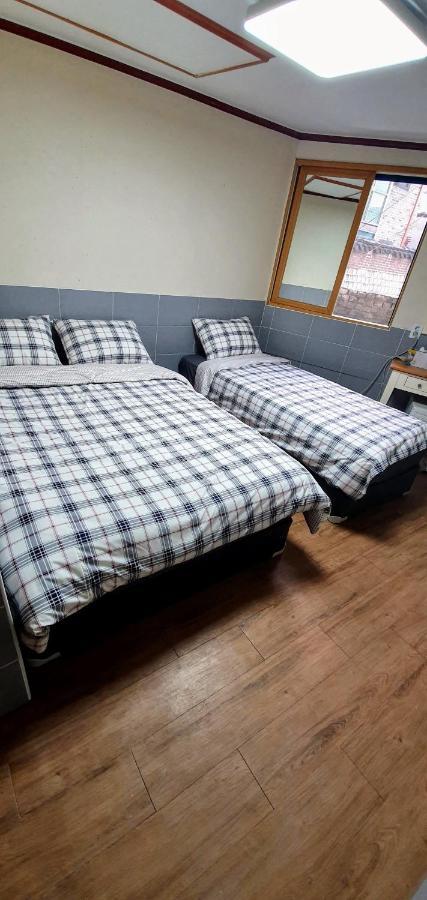 New Sun Guesthouse Myeongdong Seoul Bagian luar foto
