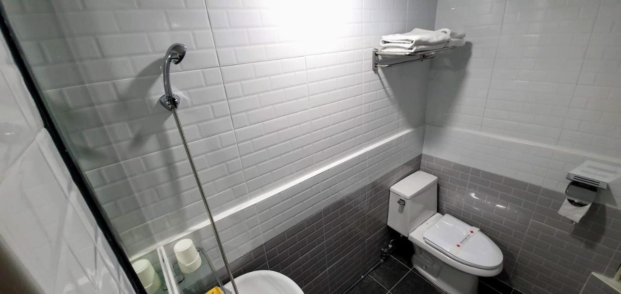 New Sun Guesthouse Myeongdong Seoul Bagian luar foto